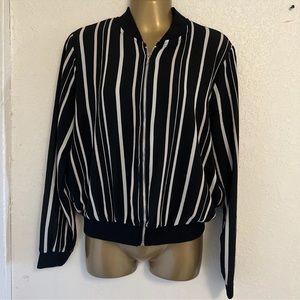 Jennifer Lopez Women Black Long Sleeve Blouse Jacket Size 13 Black White Striped